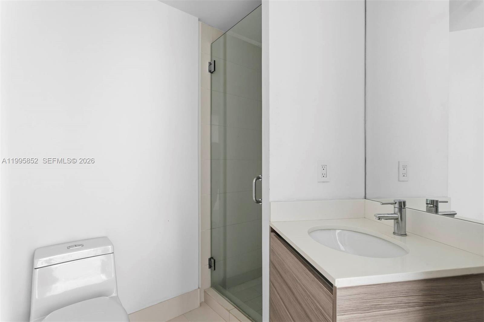 3401 MIDTOWN CONDO - Residential Lease