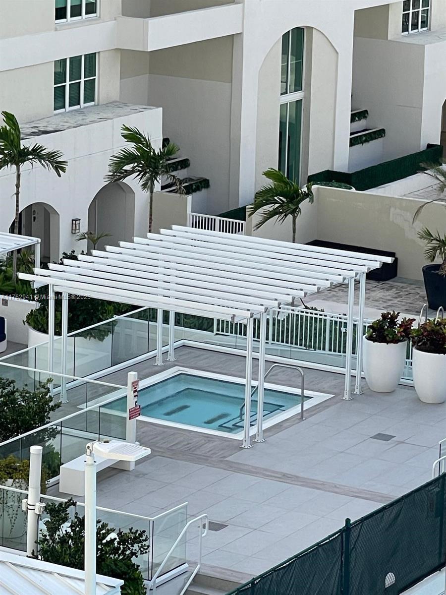 ISOLA CONDO - Residential Lease