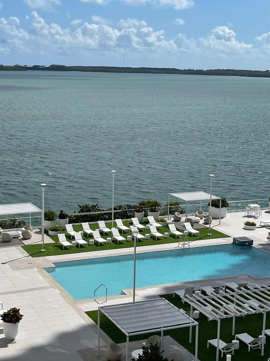 770 Claughton Island Dr 904