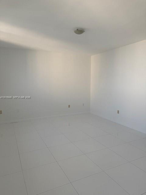 FLORIDA TOWERS CONDO - Residential Lease