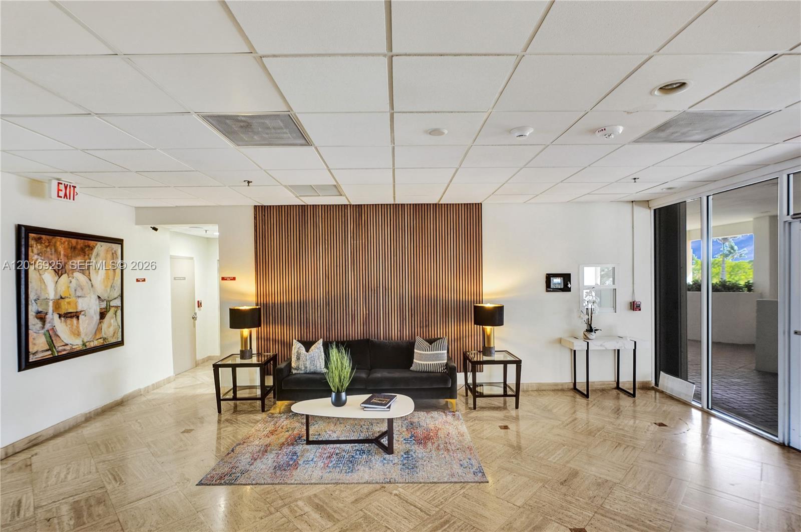 FLORIDA TOWERS CONDO - Residential Lease