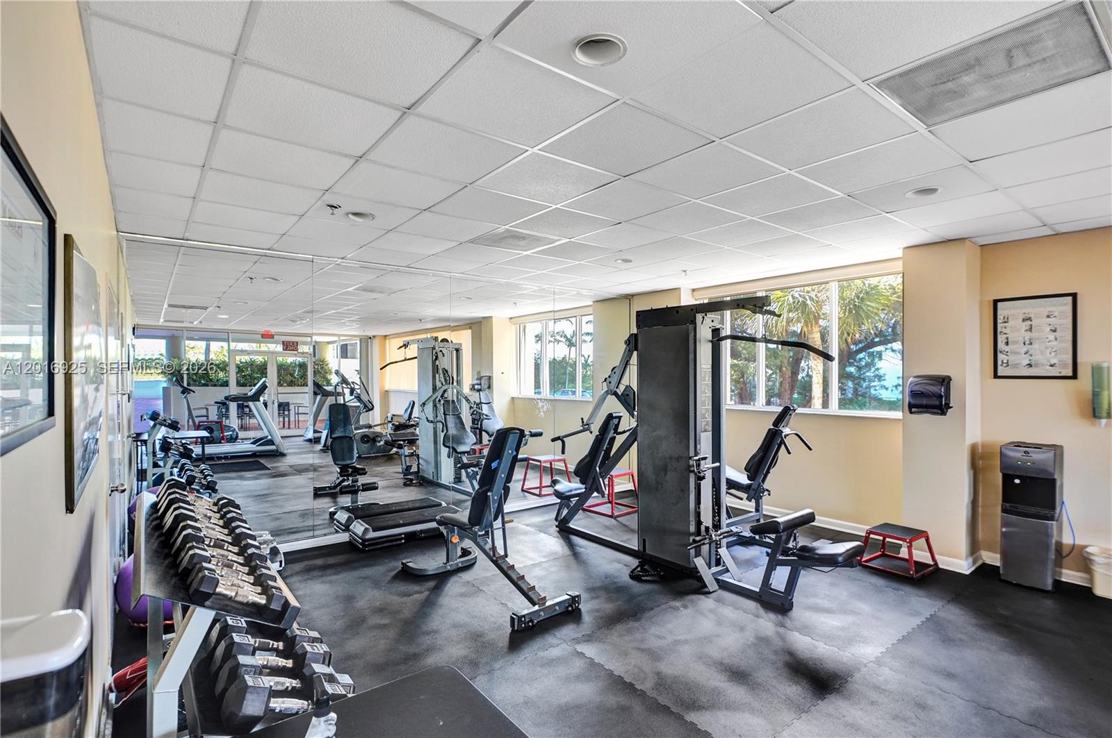 FLORIDA TOWERS CONDO - Residential Lease