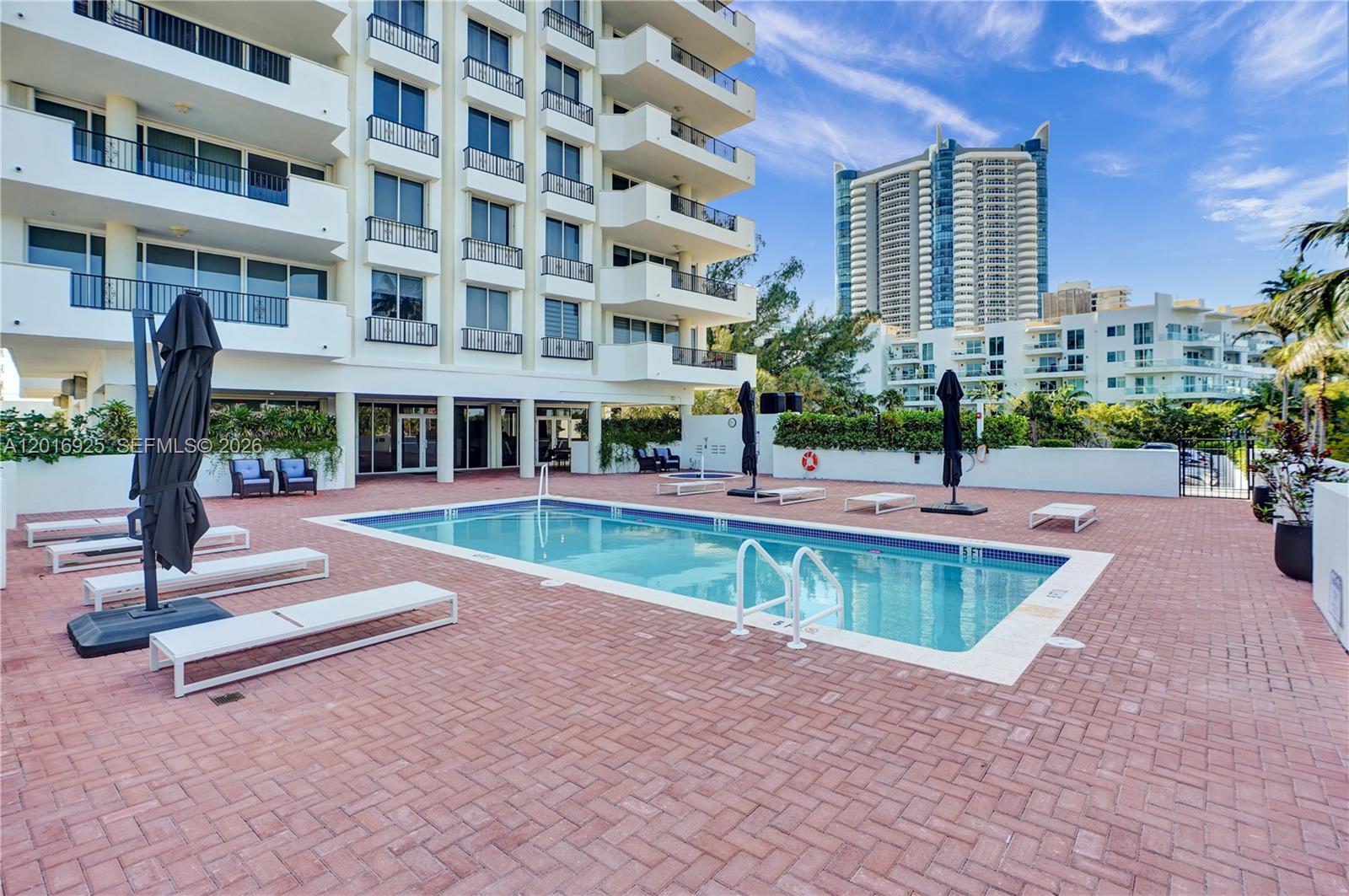 FLORIDA TOWERS CONDO - Residential Lease