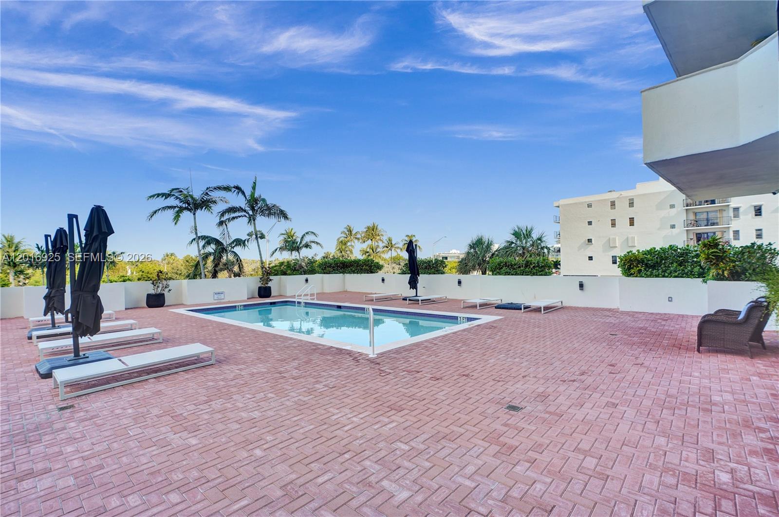 FLORIDA TOWERS CONDO - Residential Lease