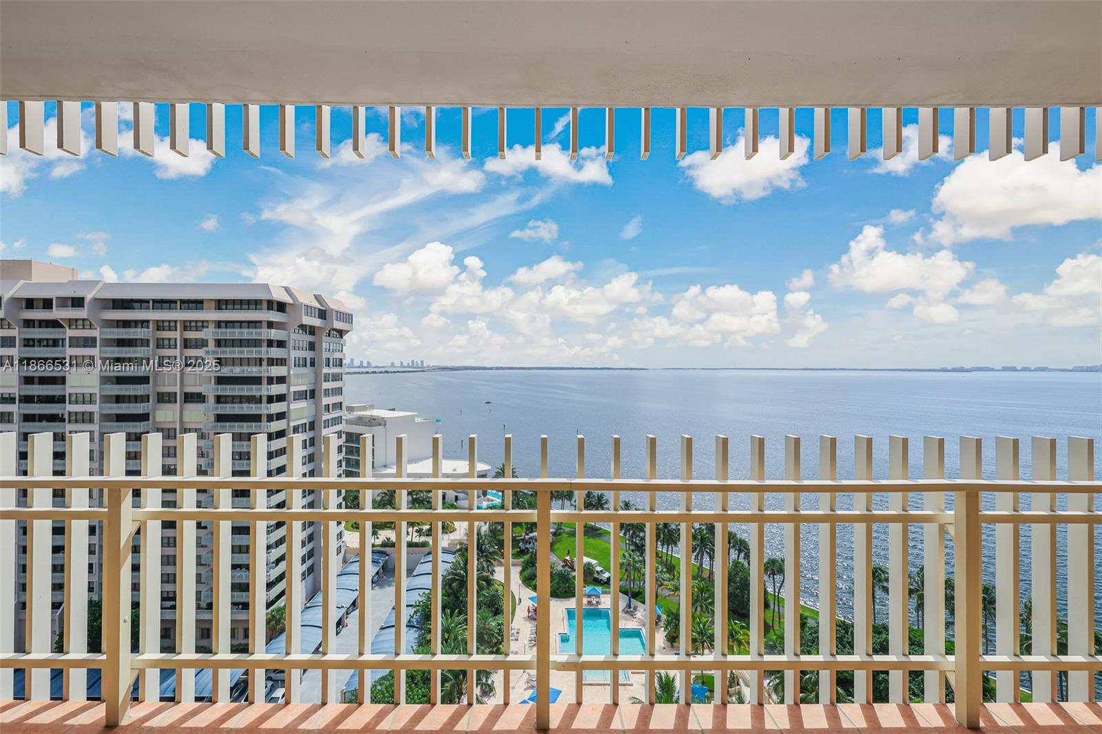 GROVE ISLE CONDO - Residential