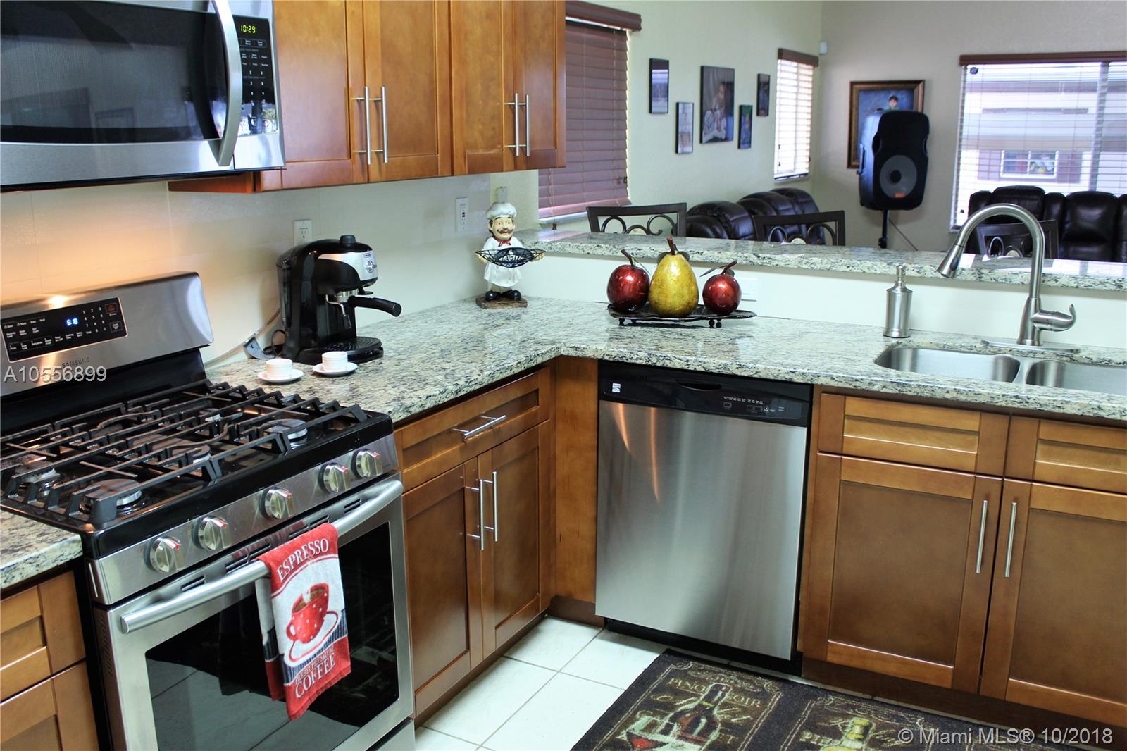 CHATEAU ROYAL ESTATES - Residential