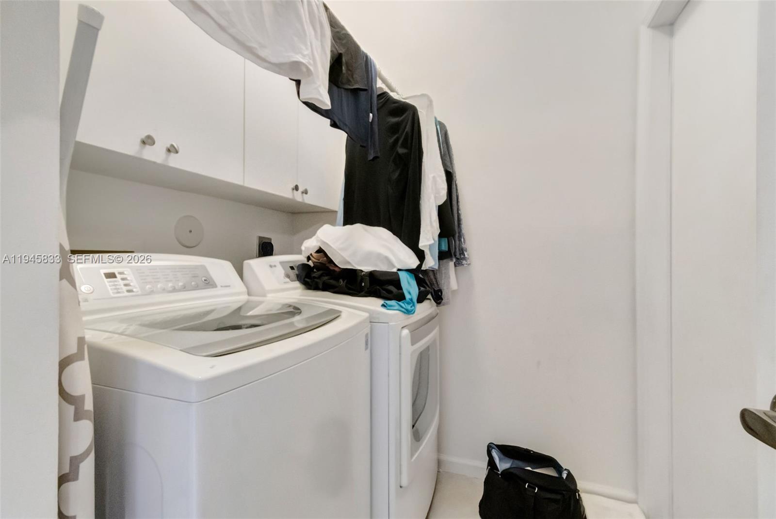 VILLA SONRISA CONDO - Residential