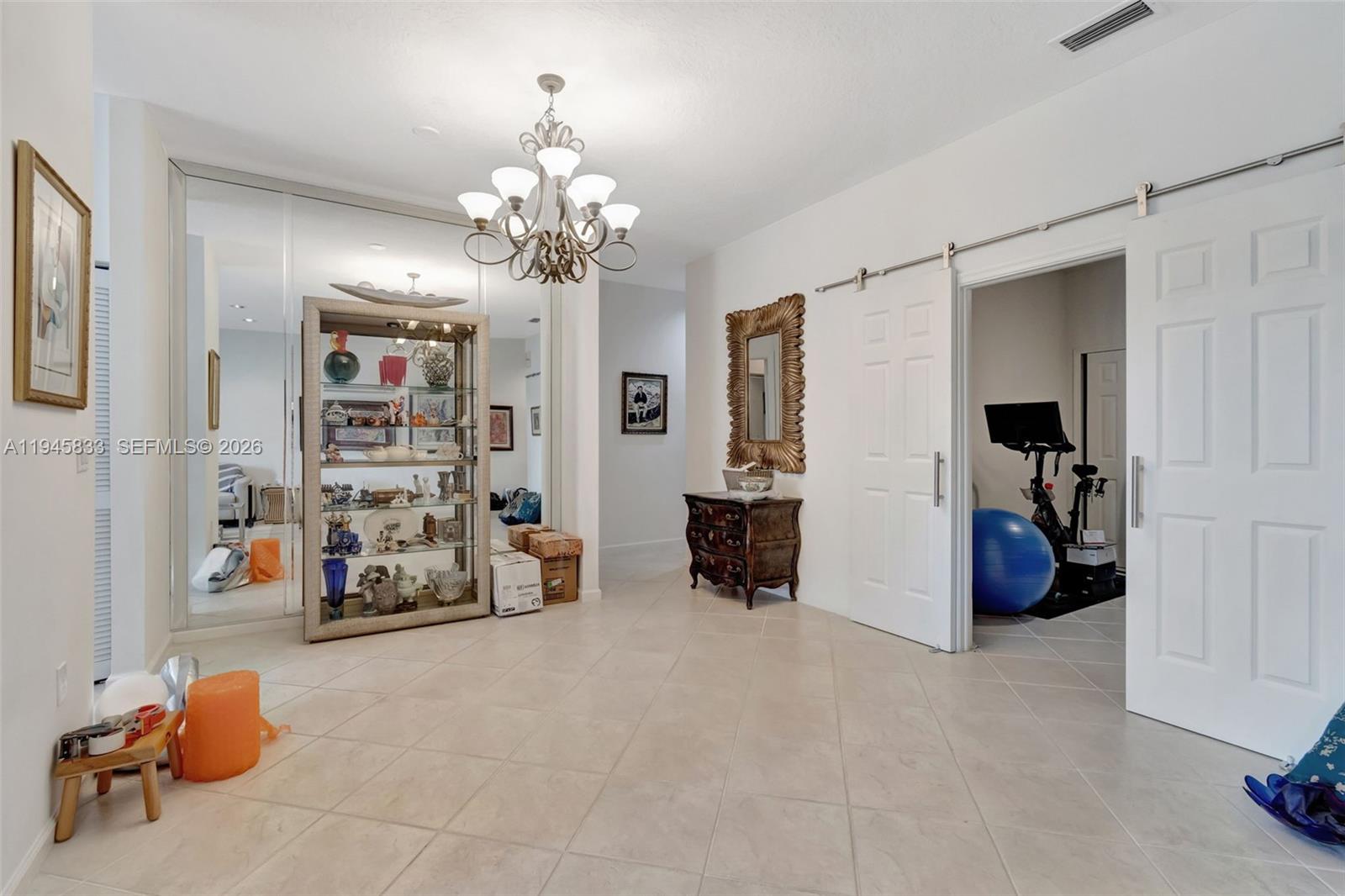 VILLA SONRISA CONDO - Residential