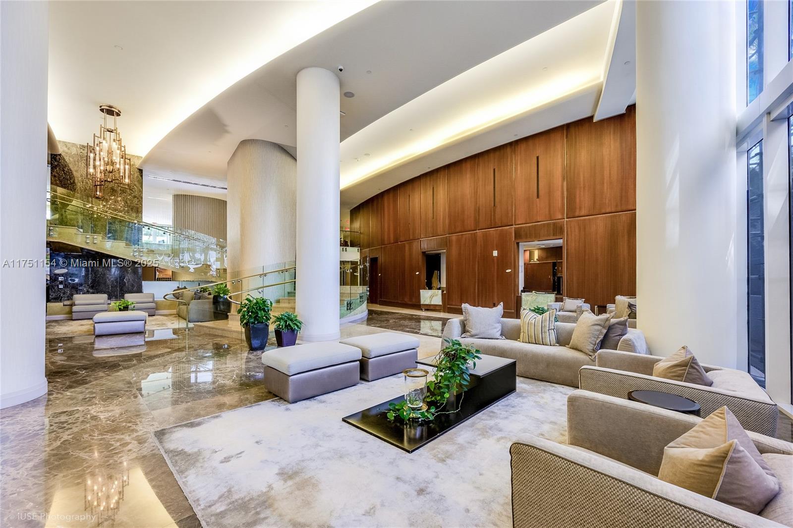 TRUMP PALACE CONDO - Residential