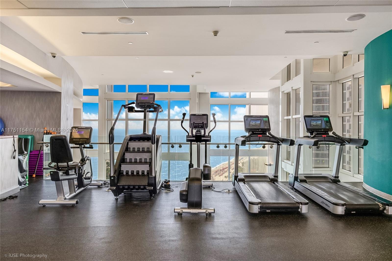 TRUMP PALACE CONDO - Residential