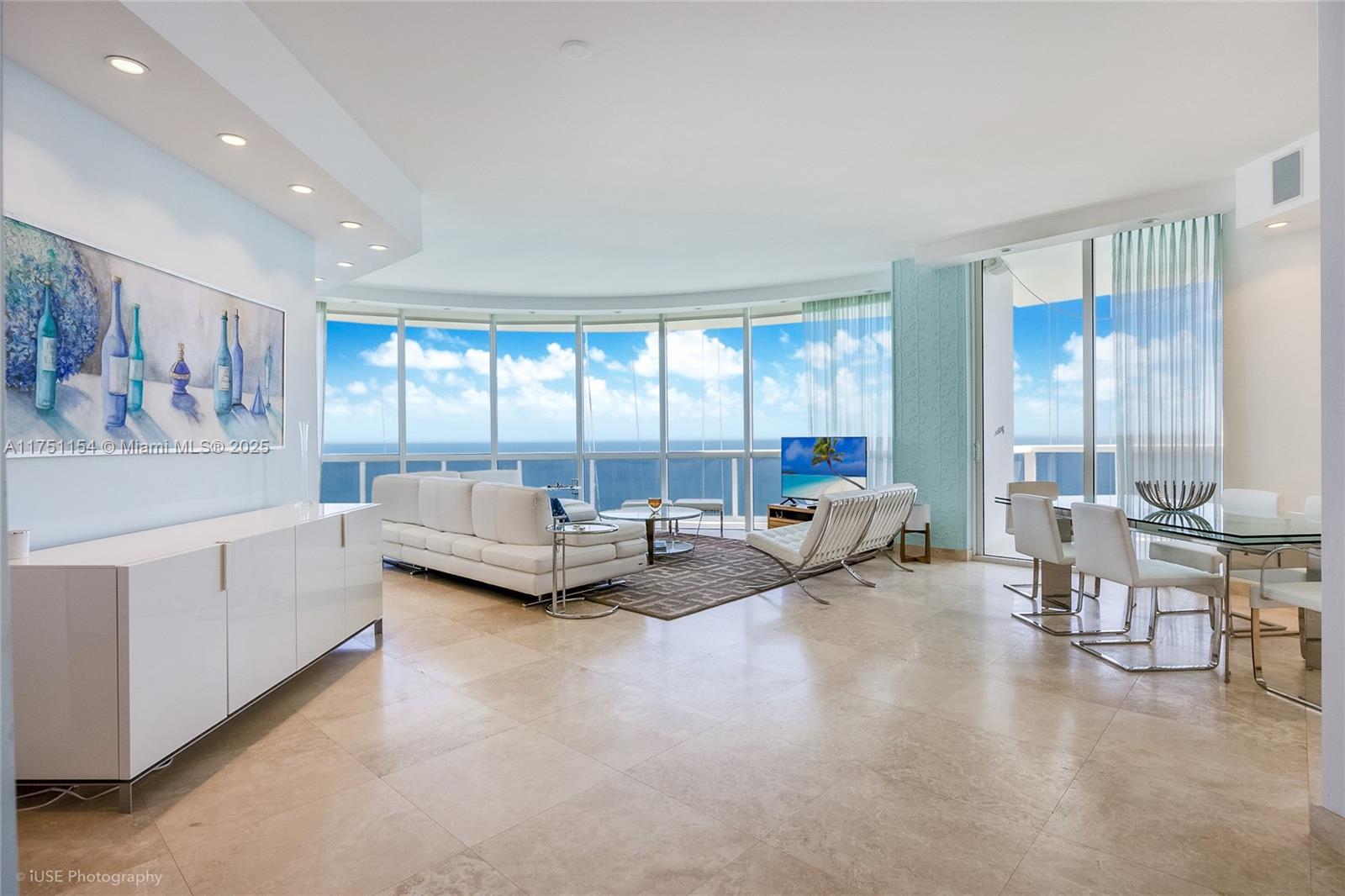 18101 Collins Ave 4909