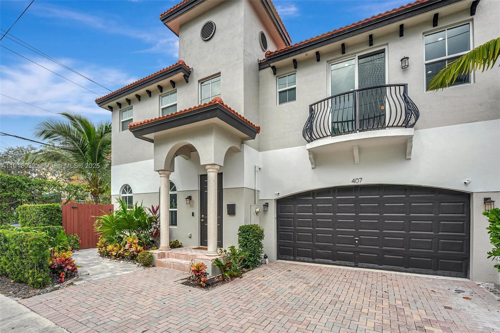 LAUDERDALE - Residential Lease