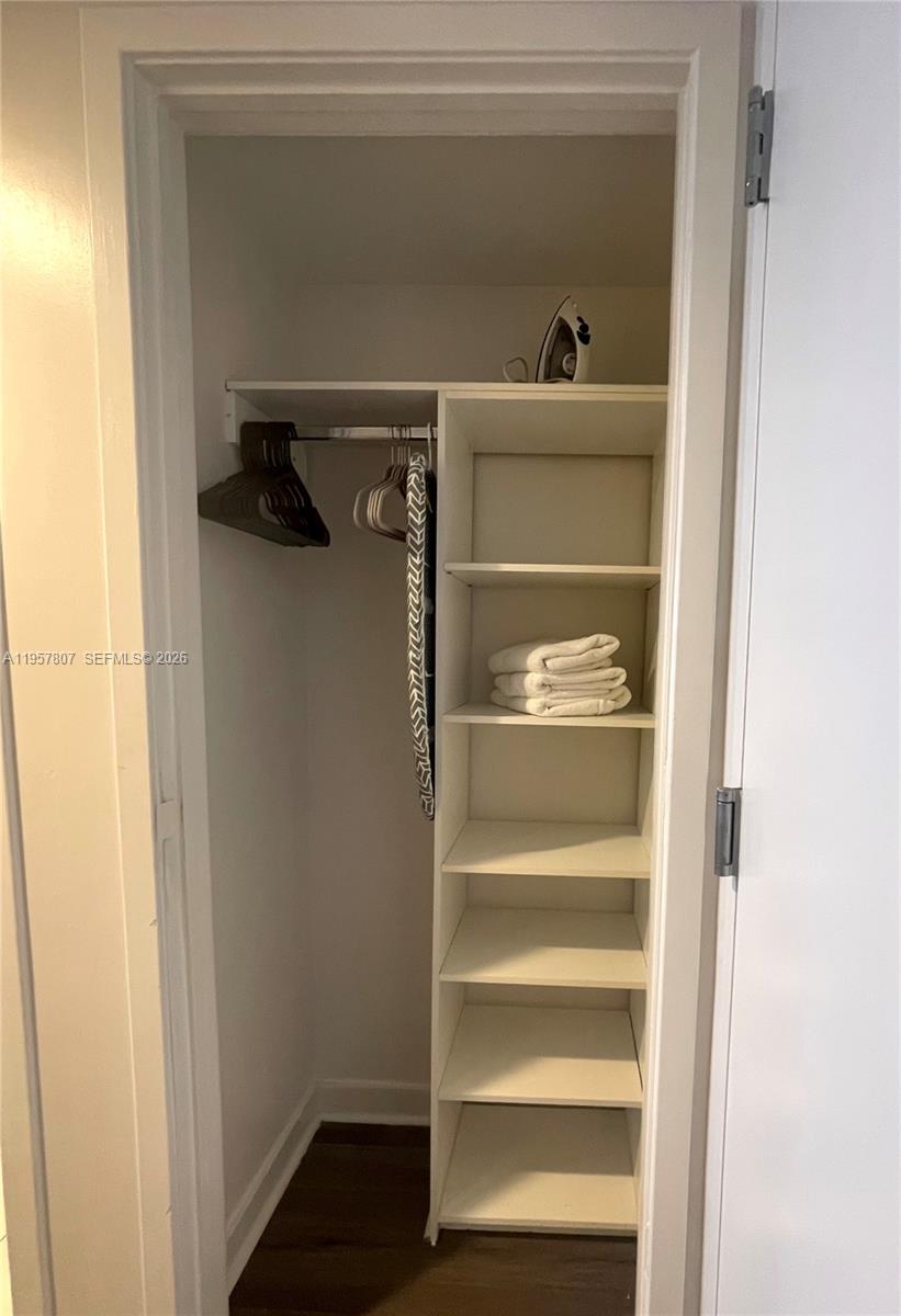 BEACHWALK CONDOMINIUM - Residential