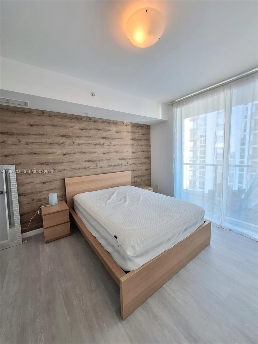 VIZCAYNE SOUTH CONDO - Residential Lease