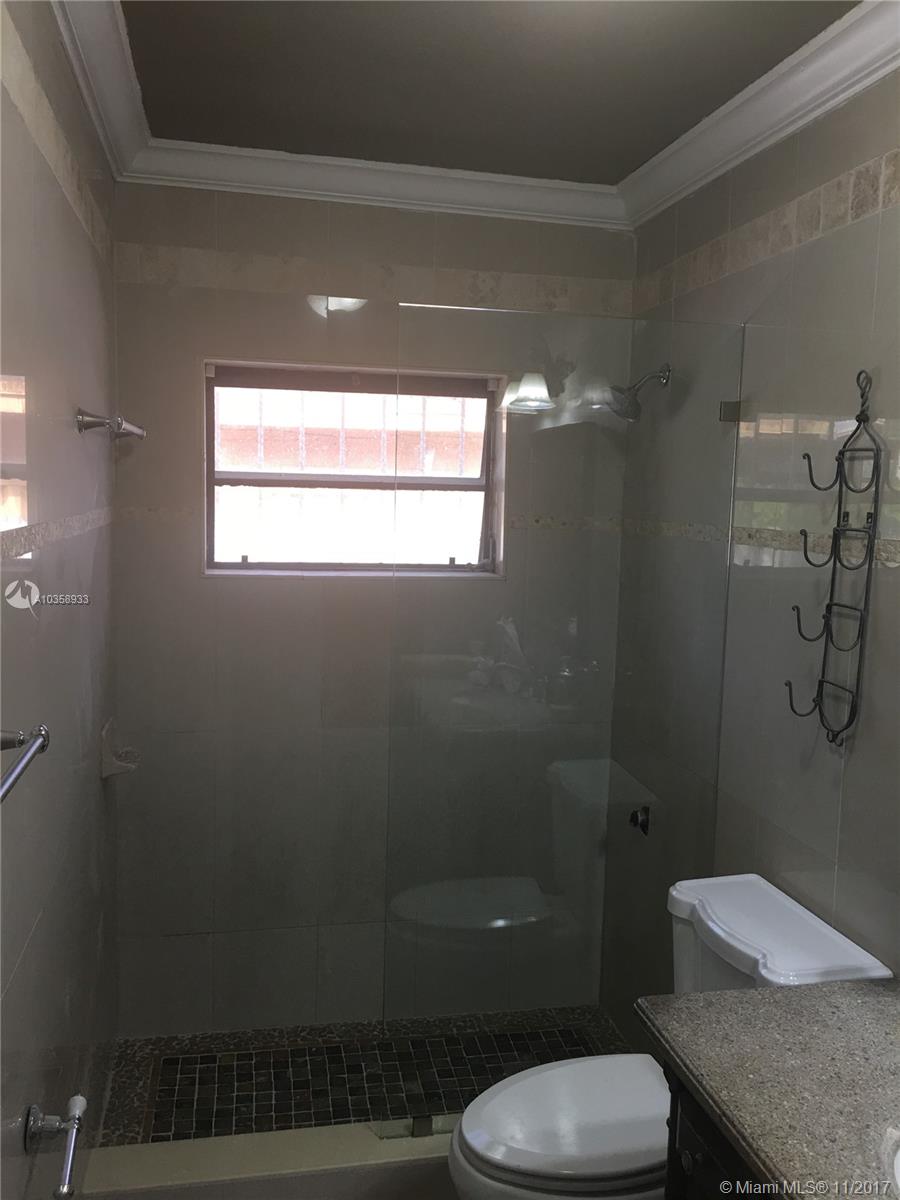 CORAL WAY PARK SEC B - Residential Lease