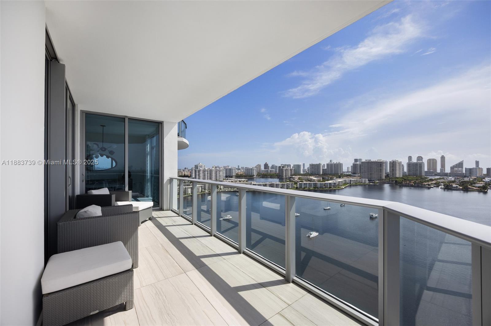 MARINA PALMS RESIDENCES N - Residential Lease
