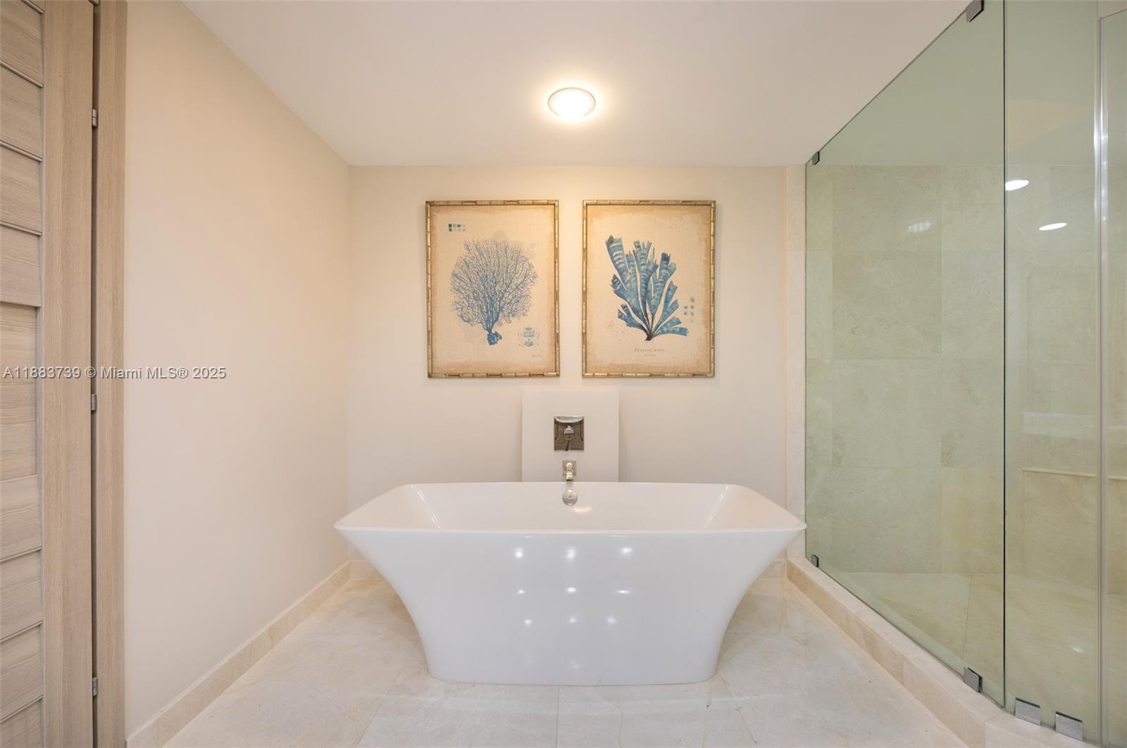MARINA PALMS RESIDENCES N - Residential Lease