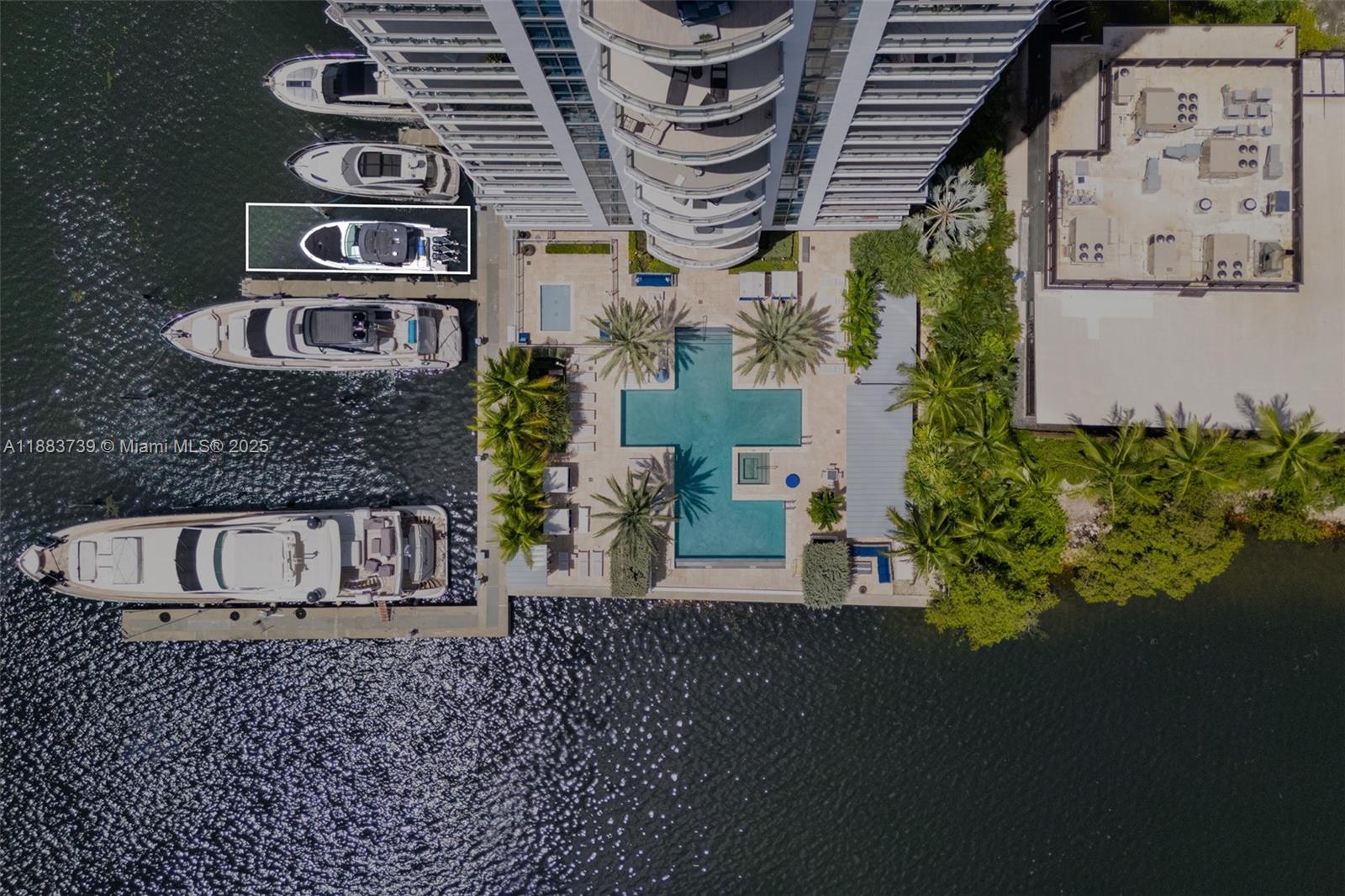 MARINA PALMS RESIDENCES N - Residential Lease