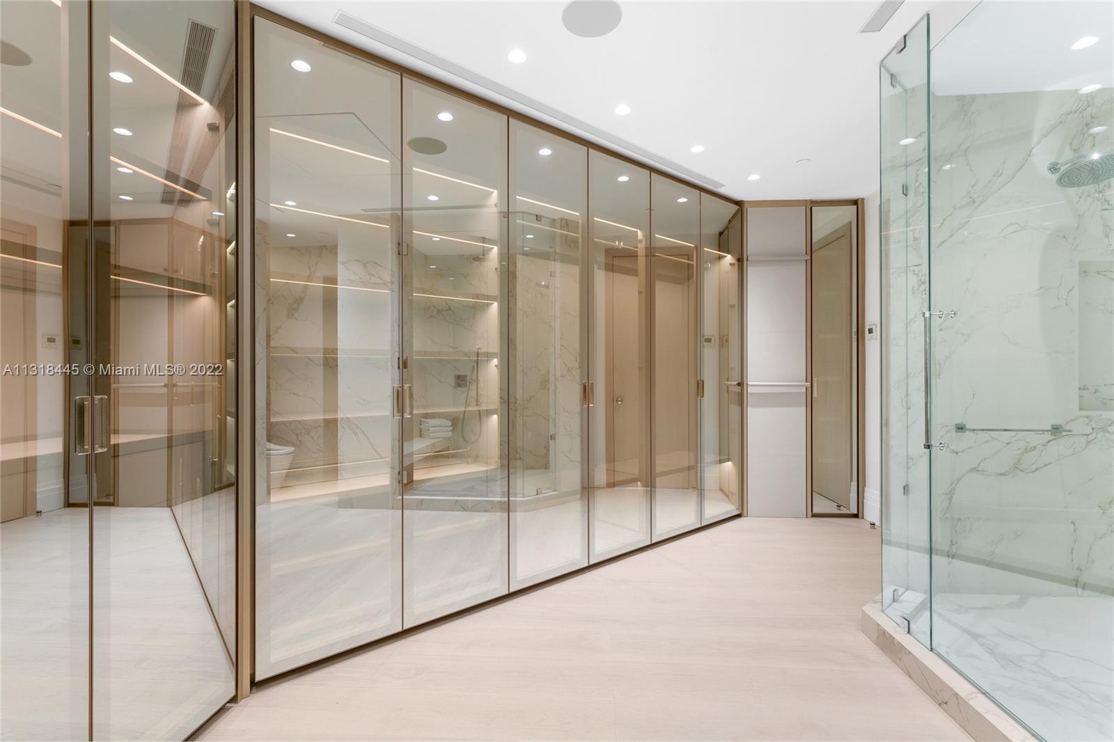 7600 OCEANSIDE AT FISHER - Residential