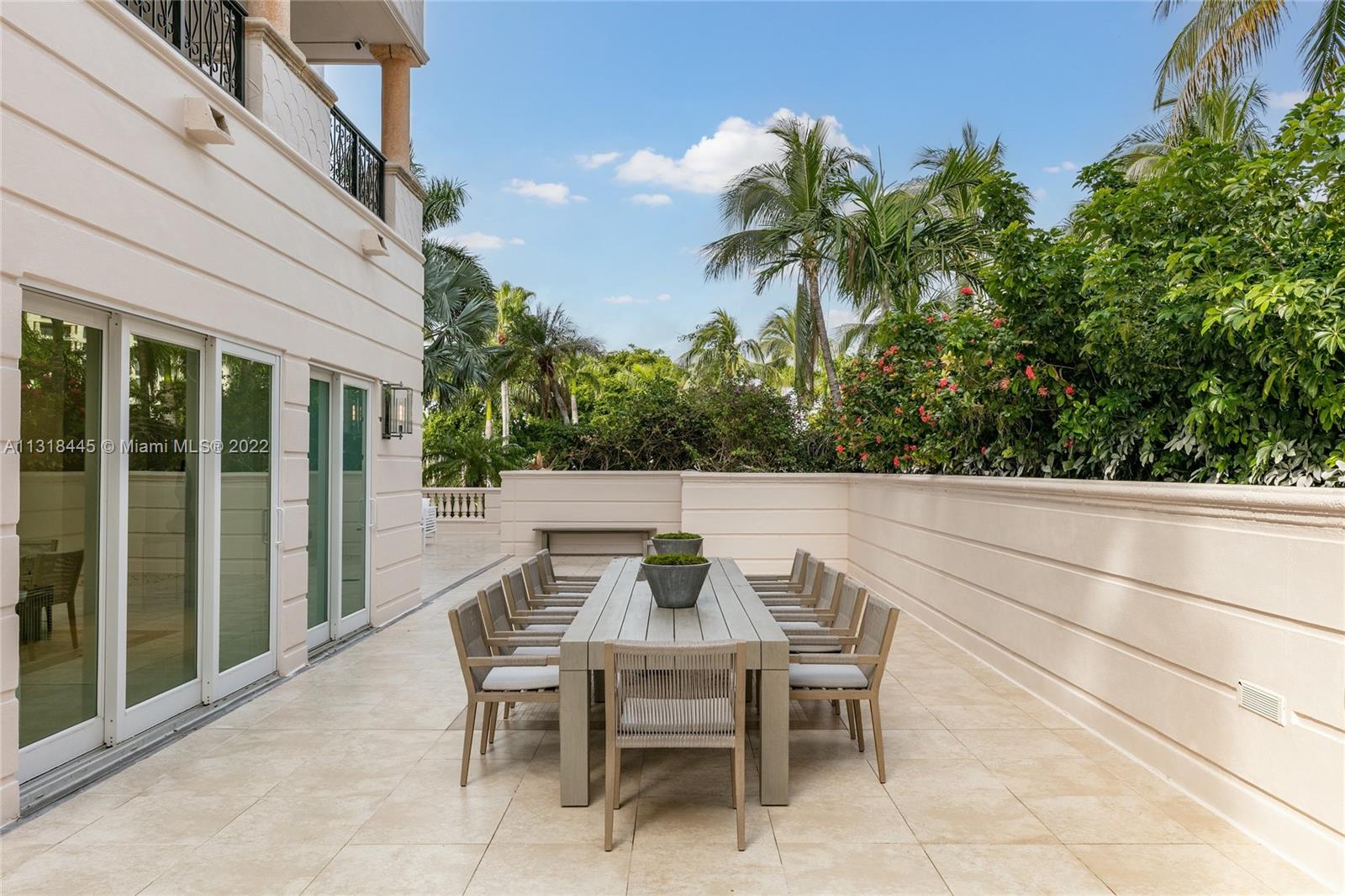 7600 OCEANSIDE AT FISHER - Residential