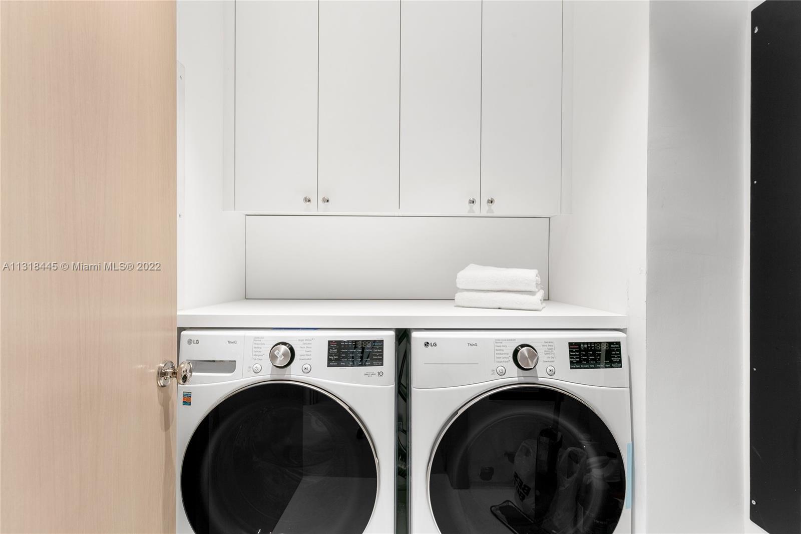 7600 OCEANSIDE AT FISHER - Residential