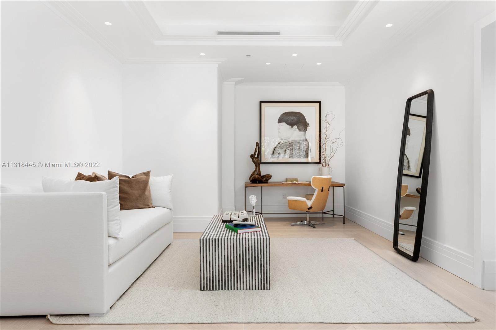 7600 OCEANSIDE AT FISHER - Residential