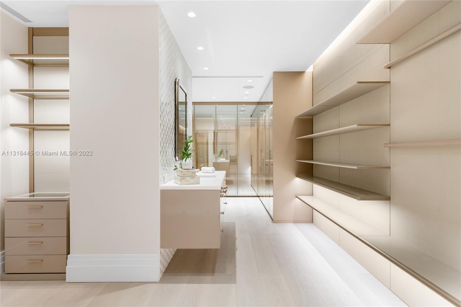 7600 OCEANSIDE AT FISHER - Residential