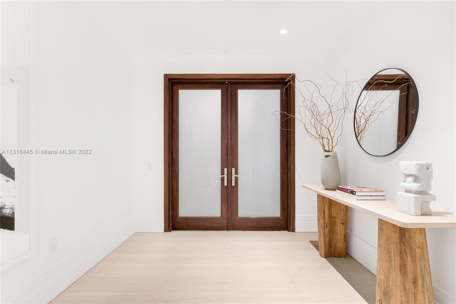 7600 OCEANSIDE AT FISHER - Residential