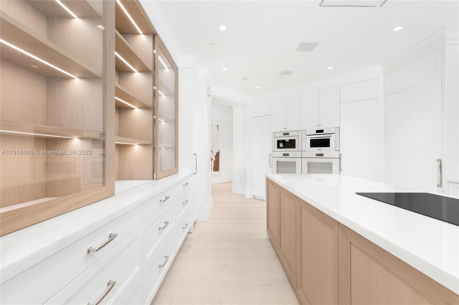 7600 OCEANSIDE AT FISHER - Residential