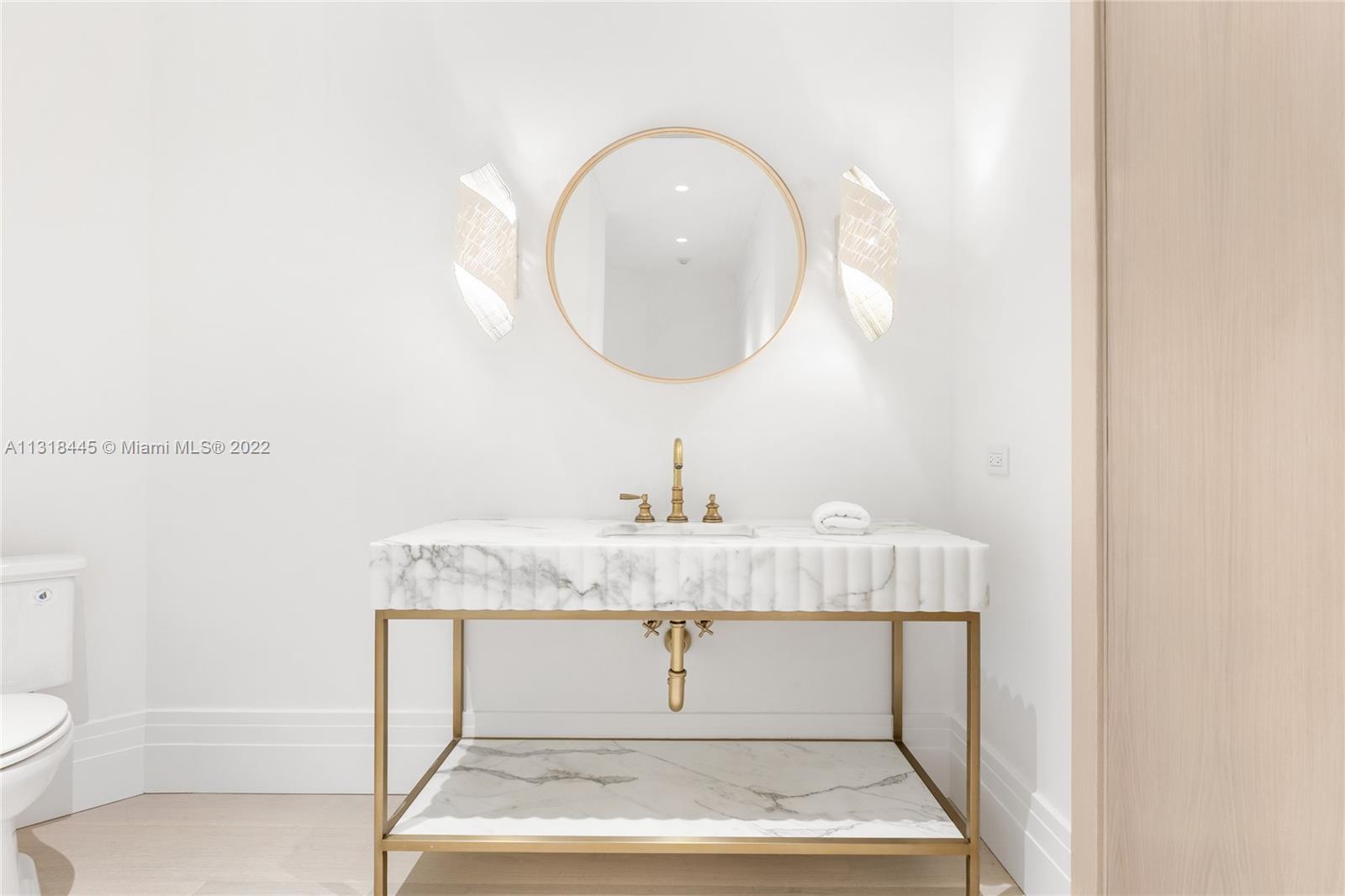 7600 OCEANSIDE AT FISHER - Residential