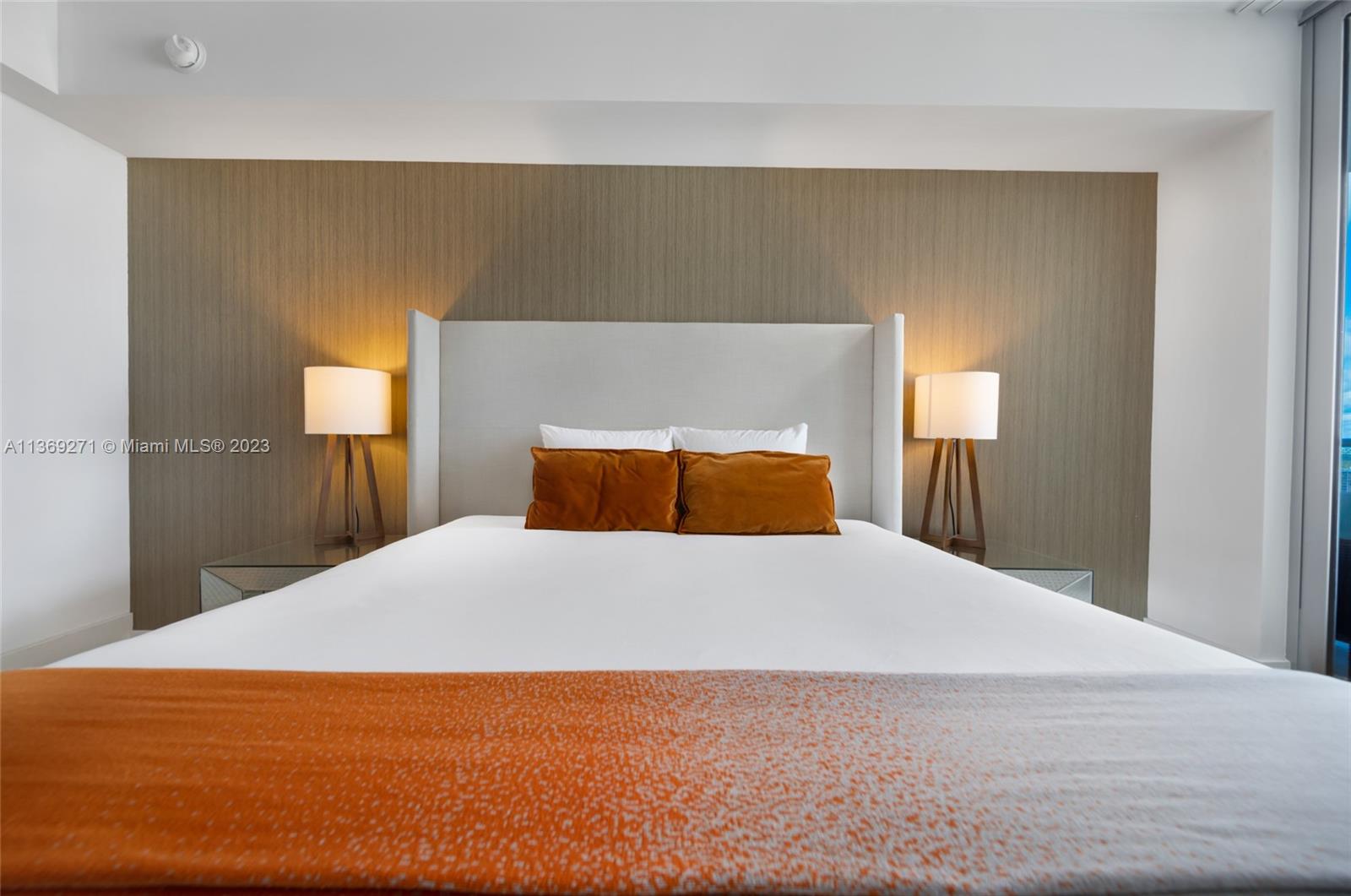 4111 SOUTH OCEAN DRIVE CO - Residential