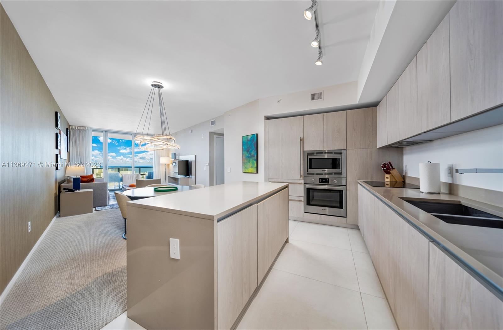 4111 SOUTH OCEAN DRIVE CO - Residential