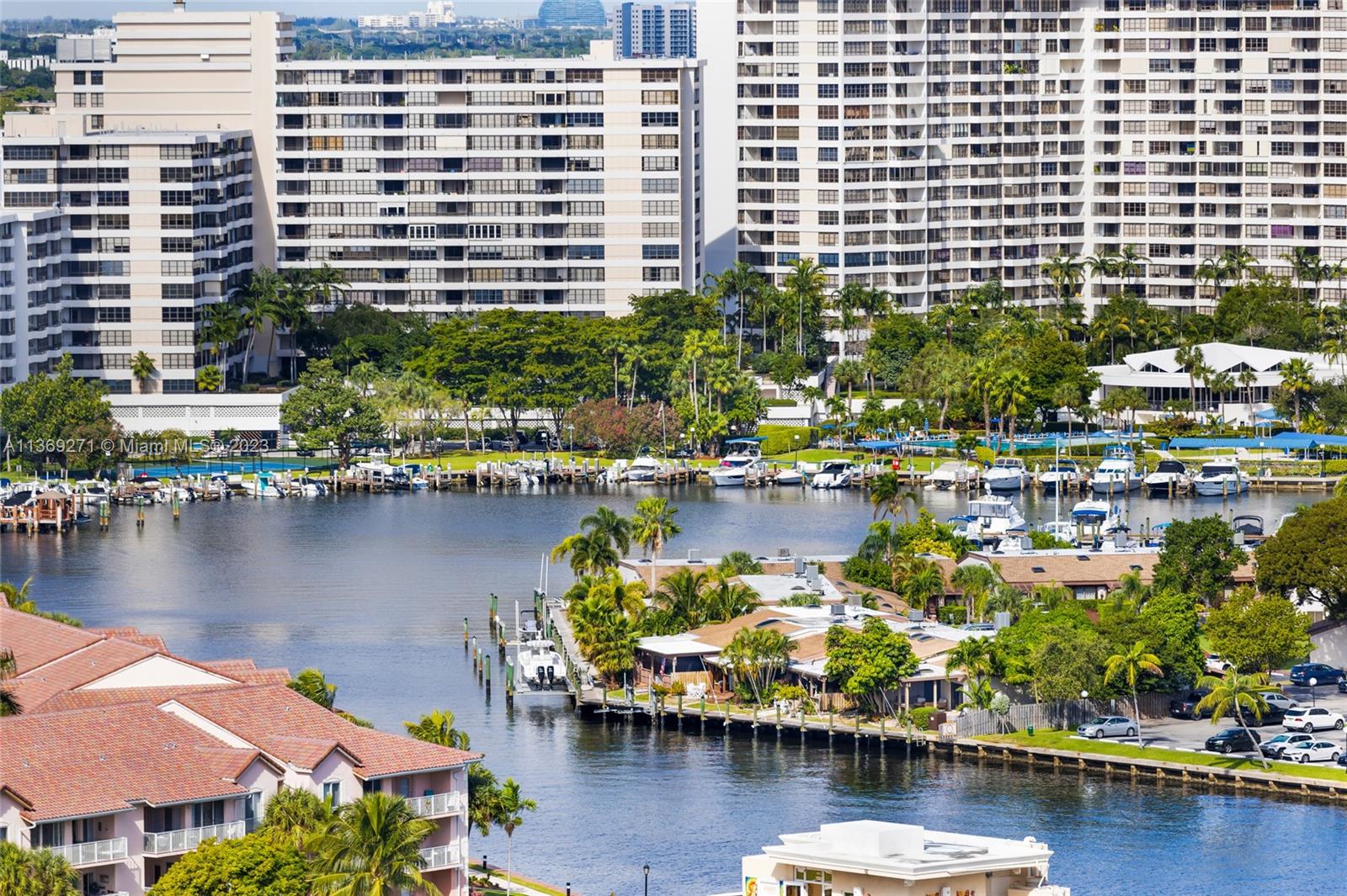 4111 SOUTH OCEAN DRIVE CO - Residential