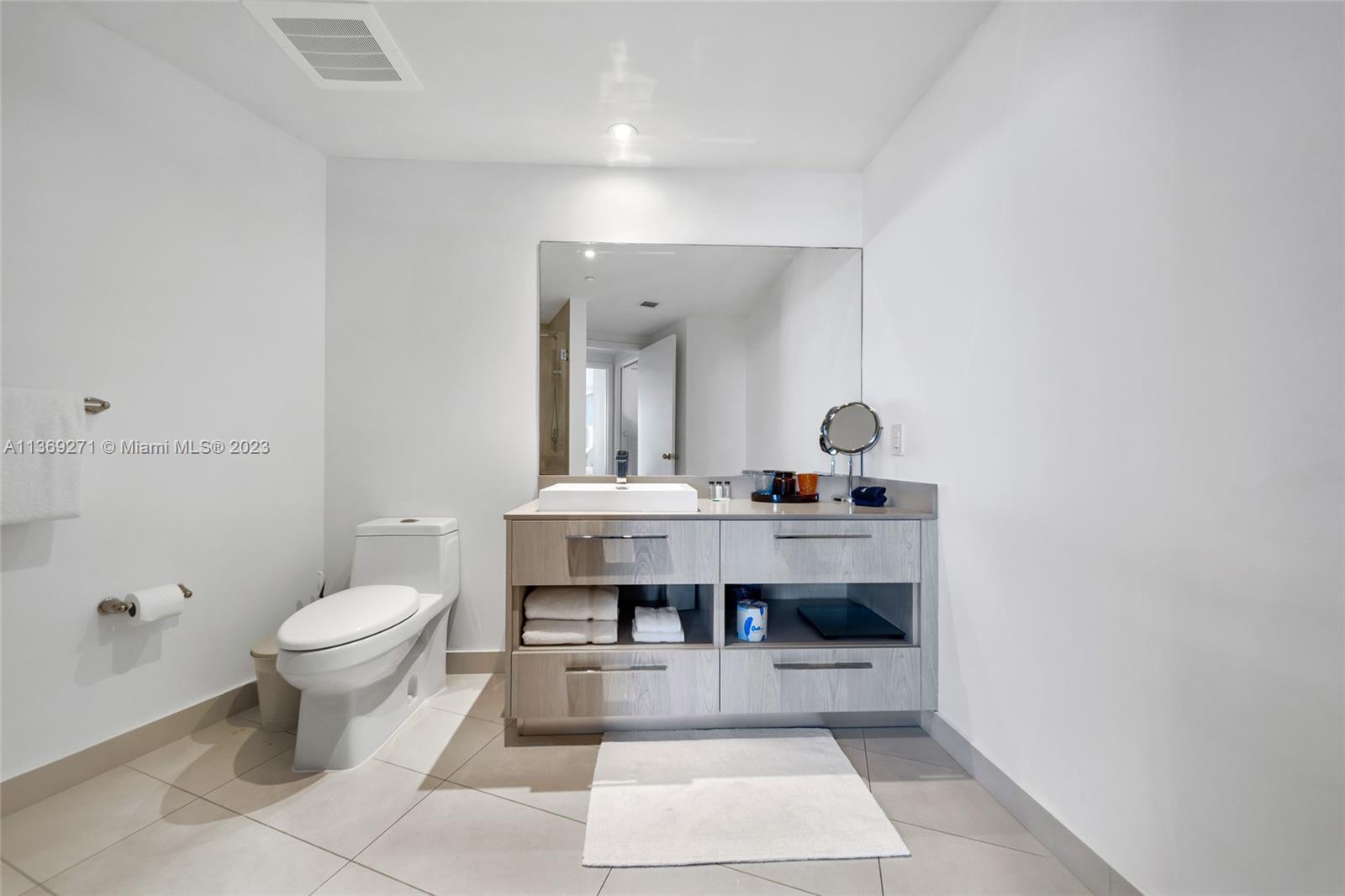 4111 SOUTH OCEAN DRIVE CO - Residential