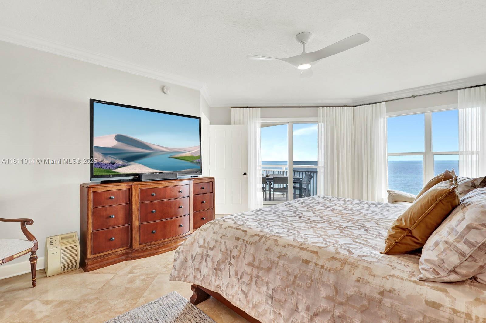 GRAND ISLE OF NORTH HUTCH - Residential