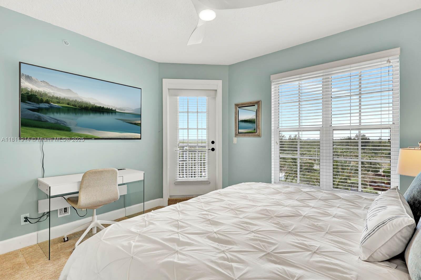 GRAND ISLE OF NORTH HUTCH - Residential