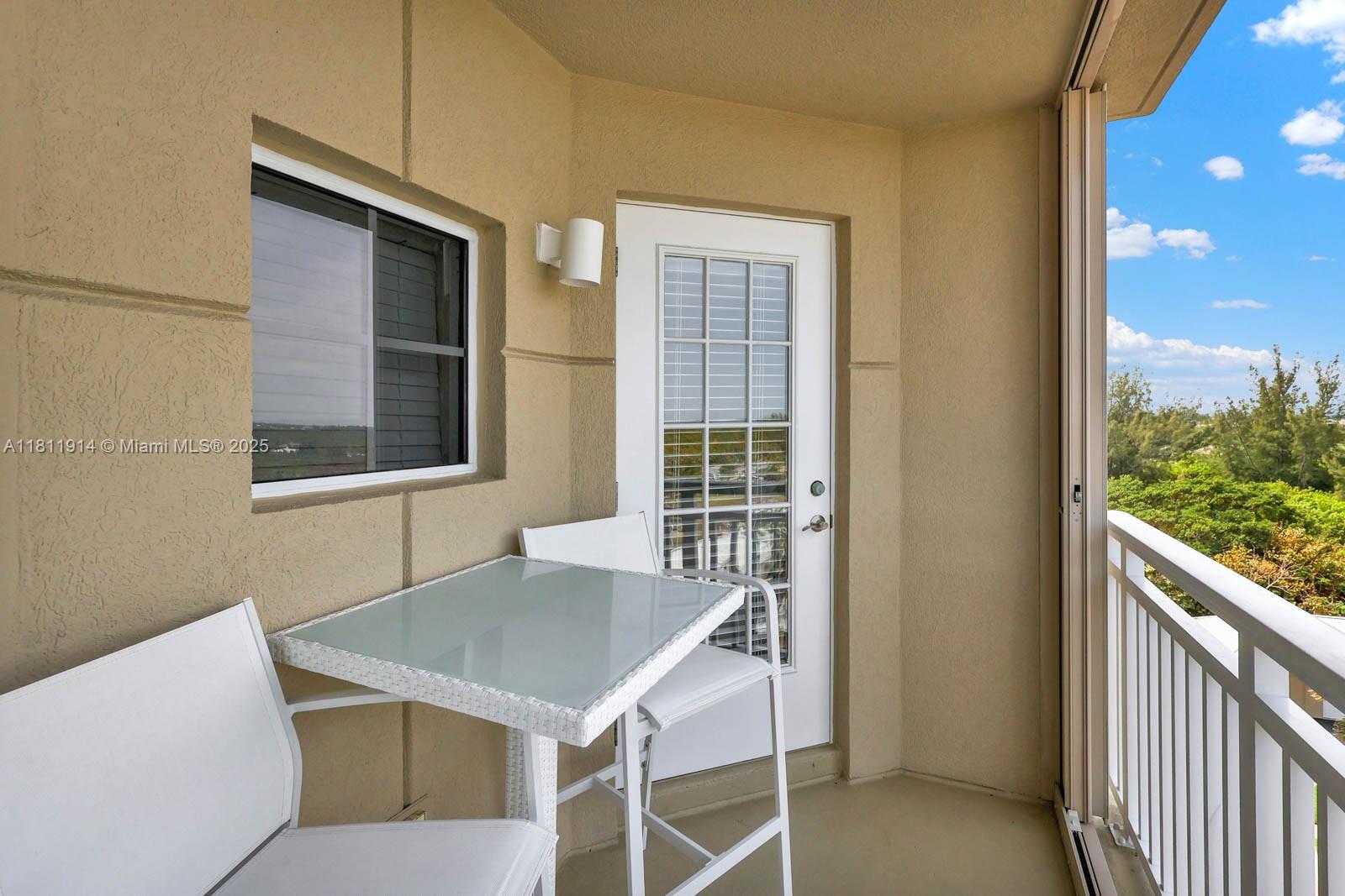 GRAND ISLE OF NORTH HUTCH - Residential