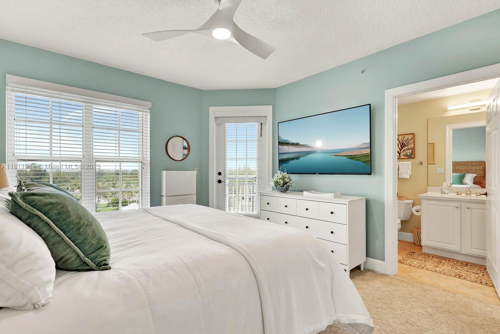 GRAND ISLE OF NORTH HUTCH - Residential