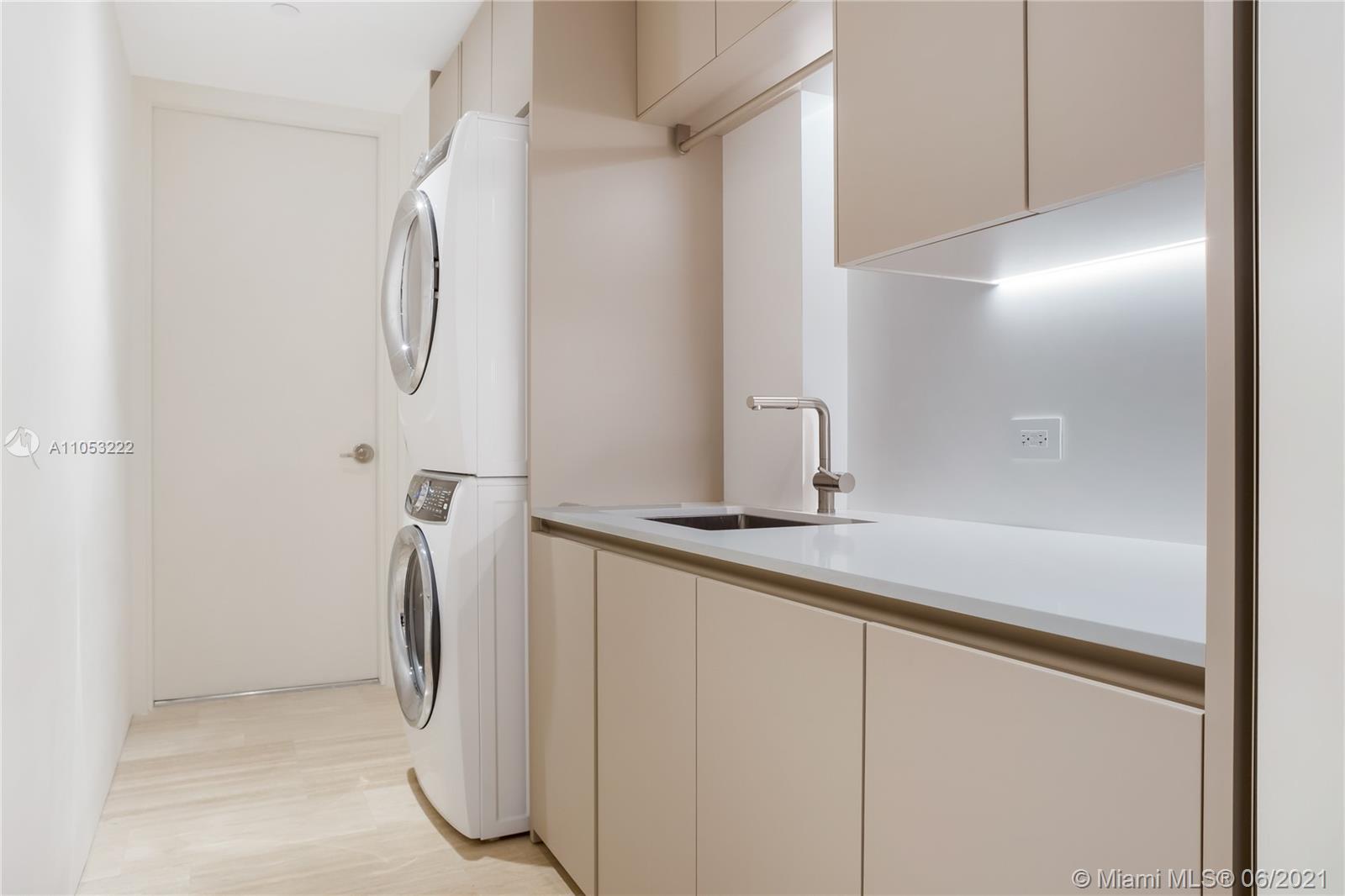 FOUR SEASONS SURF CLUB - Residential