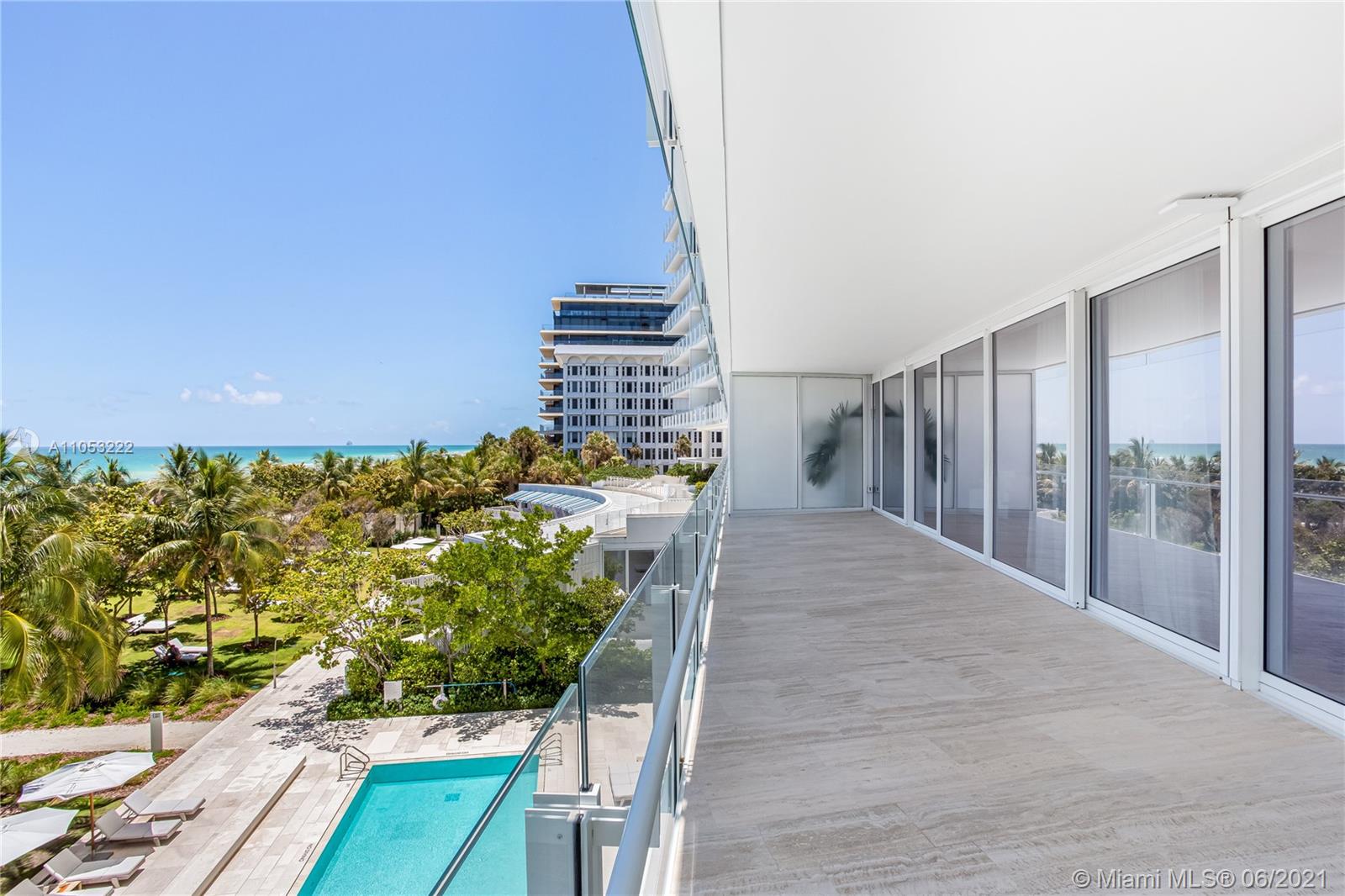 FOUR SEASONS SURF CLUB - Residential