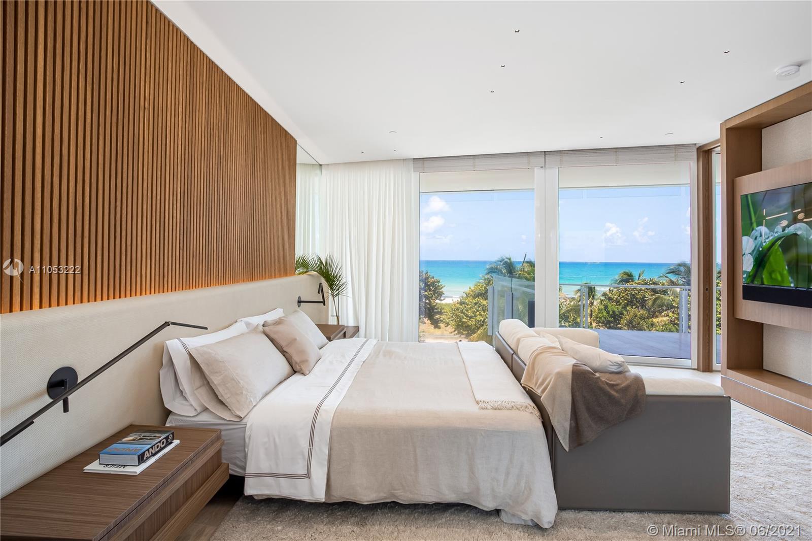 FOUR SEASONS SURF CLUB - Residential