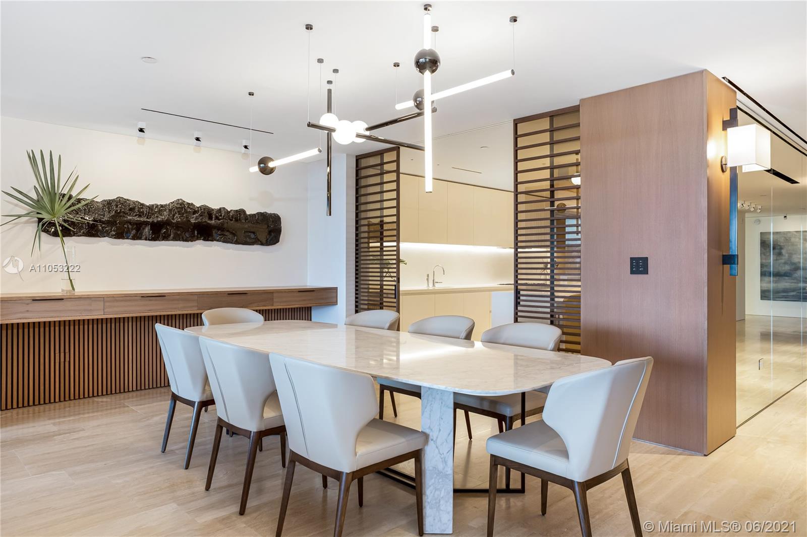 FOUR SEASONS SURF CLUB - Residential