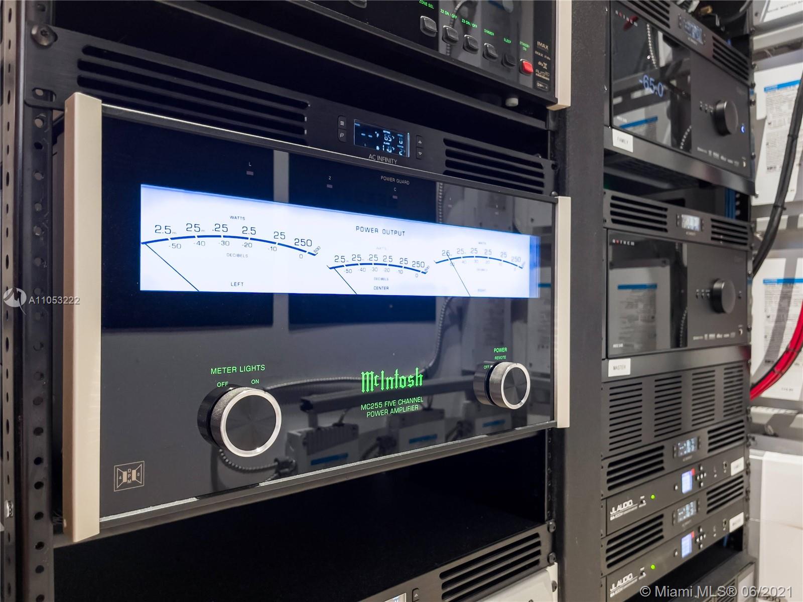 FOUR SEASONS SURF CLUB - Residential