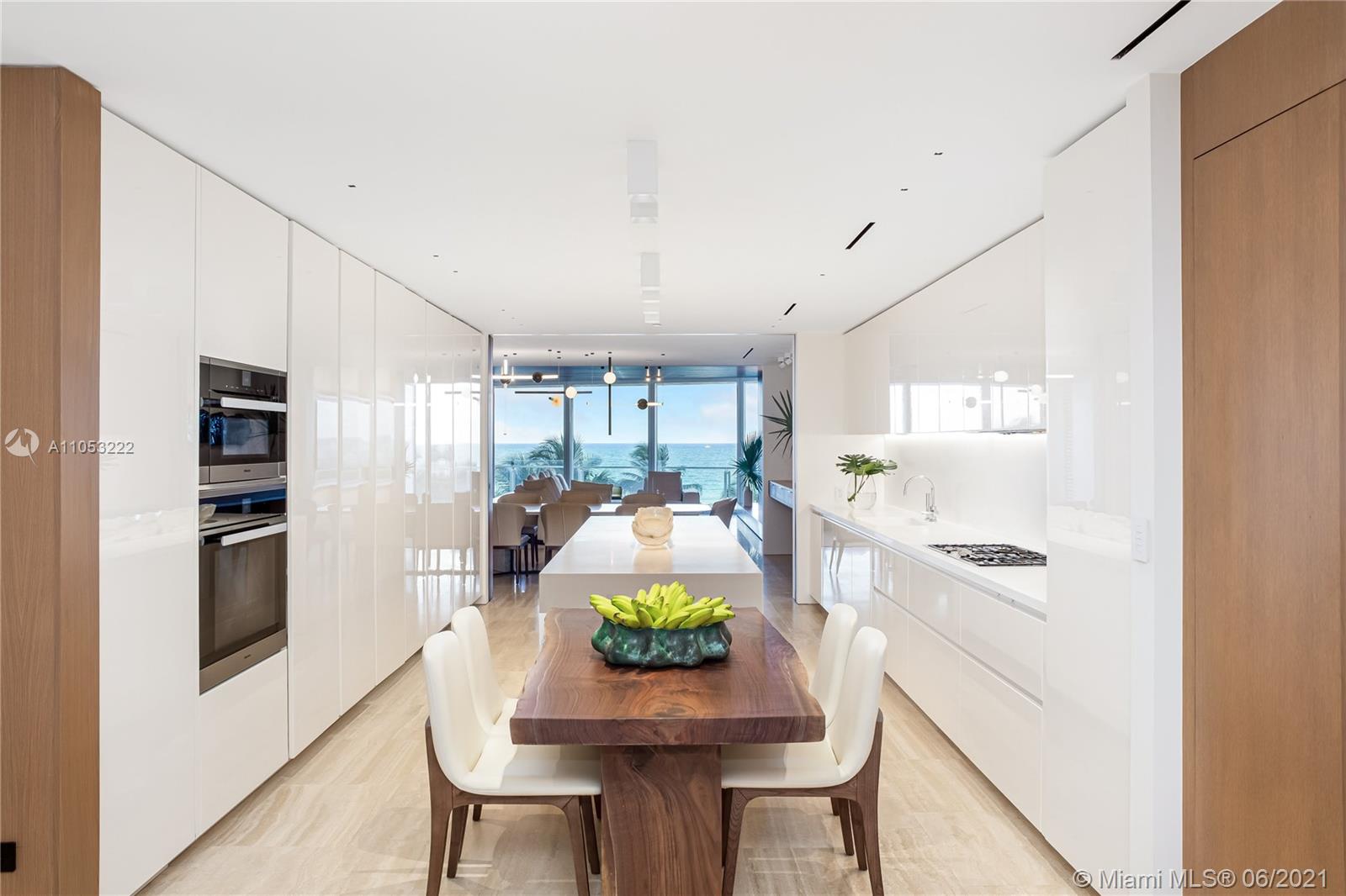 FOUR SEASONS SURF CLUB - Residential