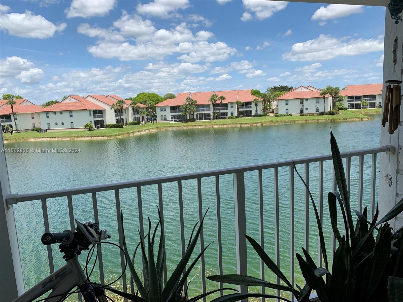 Rental Property at 270 Cypress Point Dr 270, Palm Beach Gardens, Palm Beach County, Florida - Bedrooms: 1 
Bathrooms: 1  - $2,150 MO.