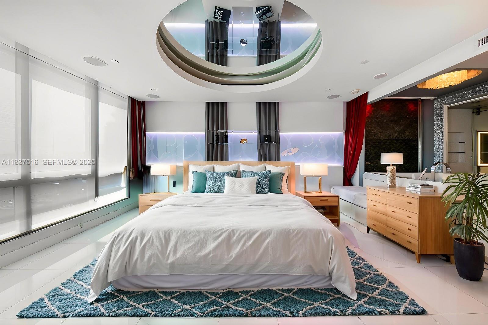 100 S Pointe Dr 3002