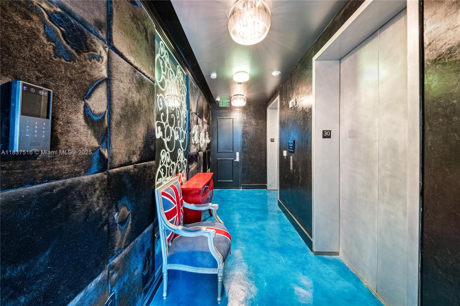 CONTINUUM ON SOUTH BEACH - Residential