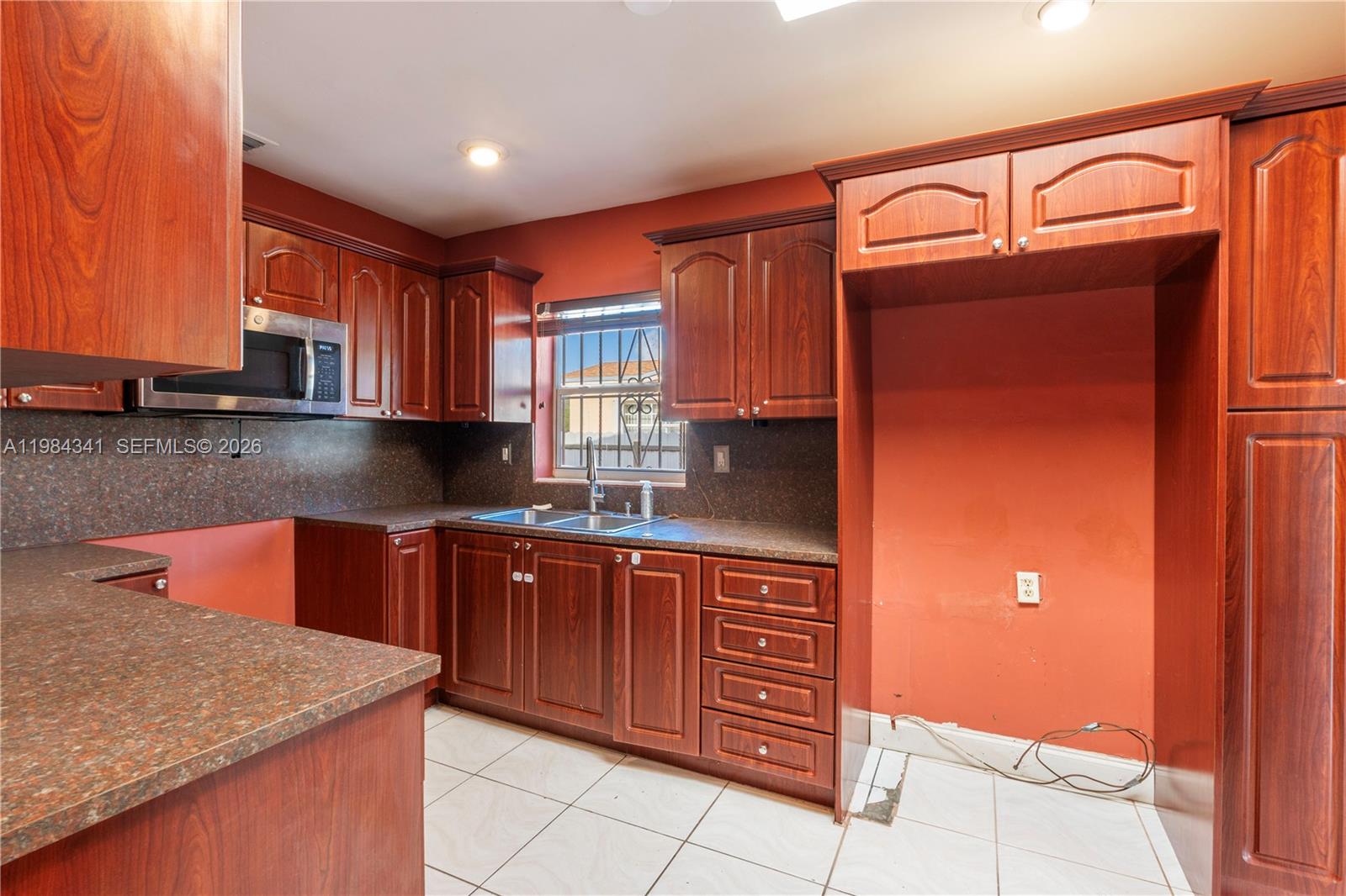 SOUTHERN ESTATES 12TH ADD - Residential