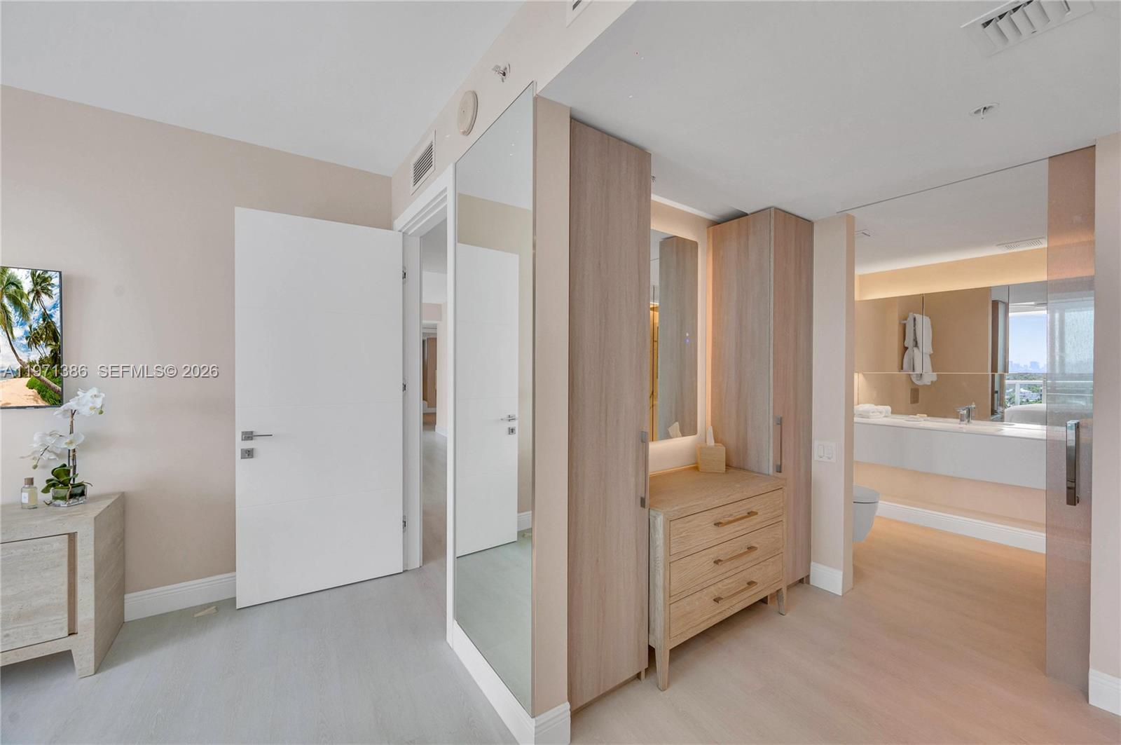 EDEN HOUSE CONDO - Residential Lease