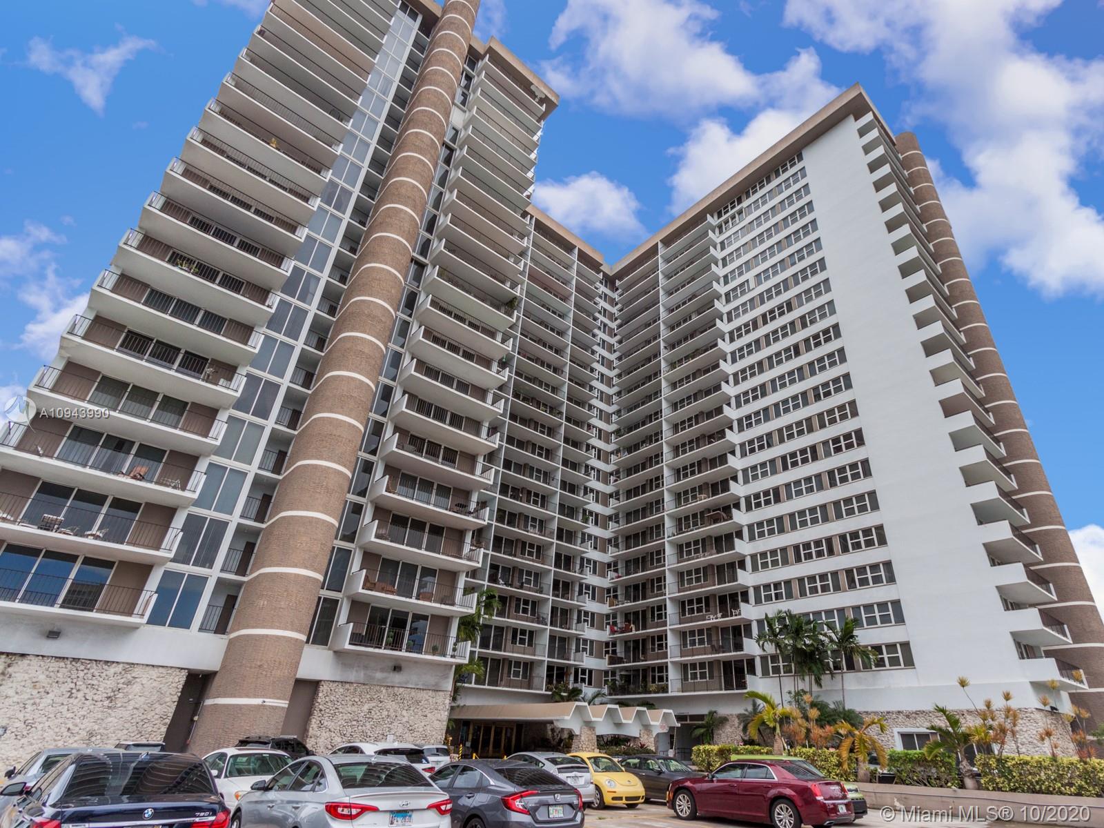 PARKER PLAZA ESTATES COND - Residential